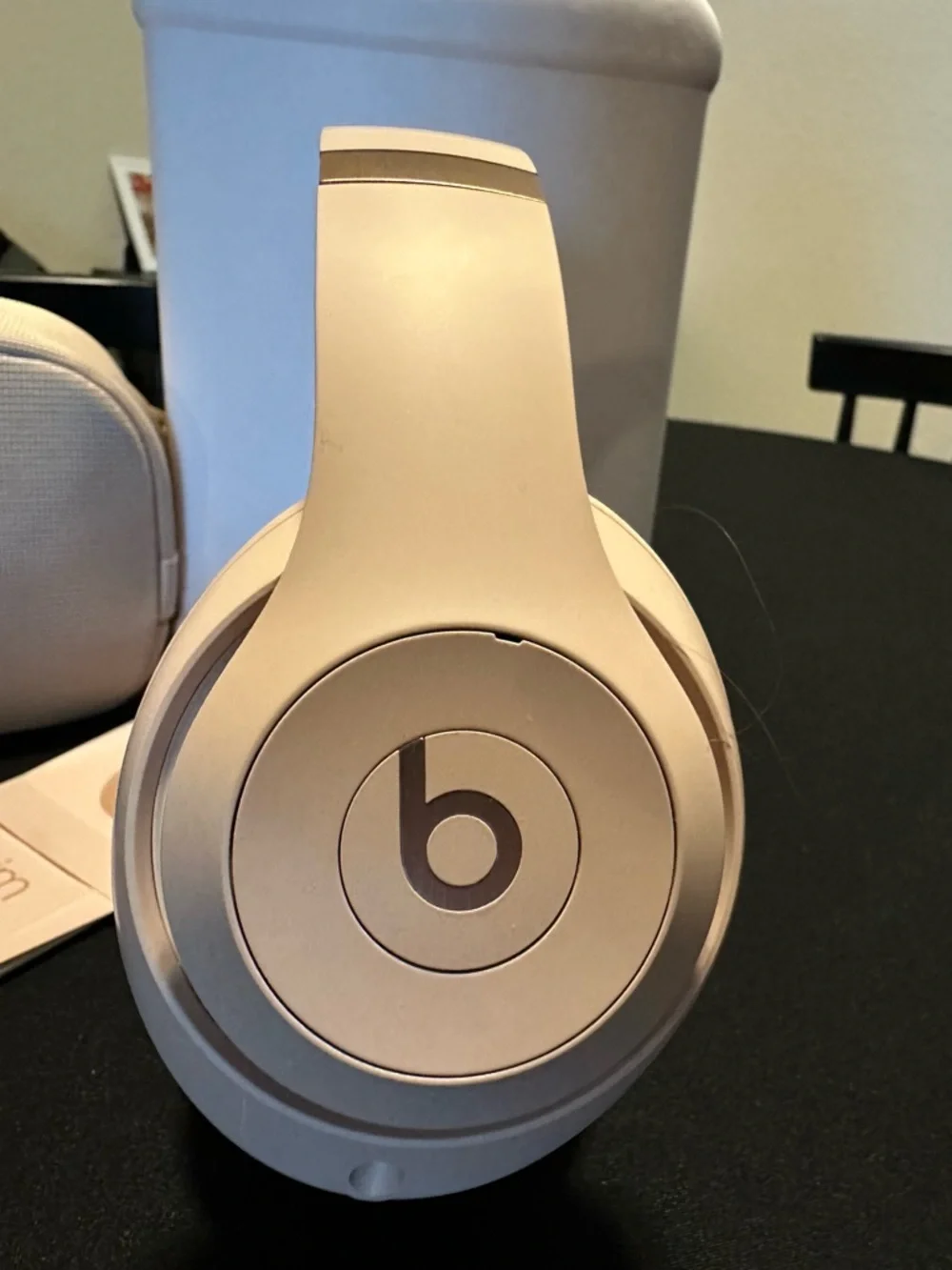 Beats Studio Pro x Kim Kardashian